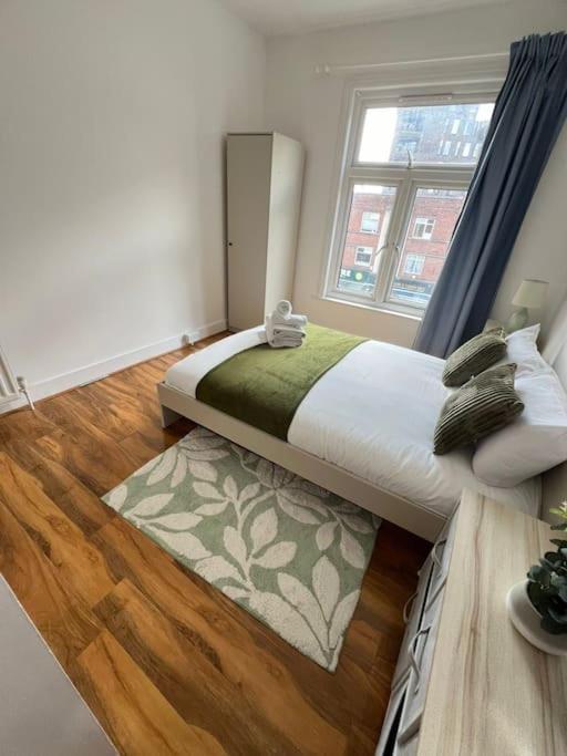 2 Bedroom Apartment Near Station Londres Exterior foto